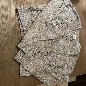Abercrombie kids gray sweater.
